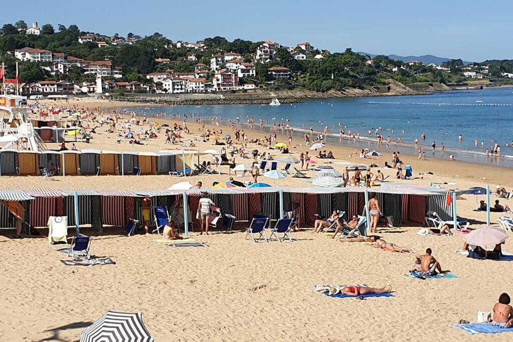 Loft Au Centre Ville, Calme, 200M De La Plage Saint-Jean-de-Luz Esterno foto